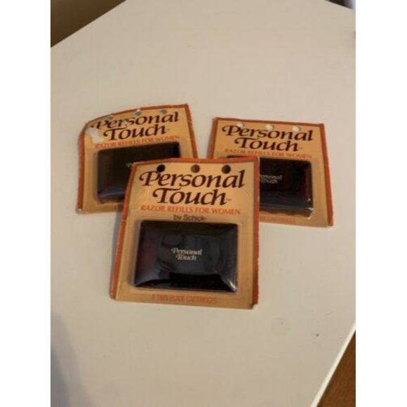 ONE Schick Personal Touch Razor Refills 4 Twin Blade Cartridges, Sealed NOS NIP - Picture 1 of 2